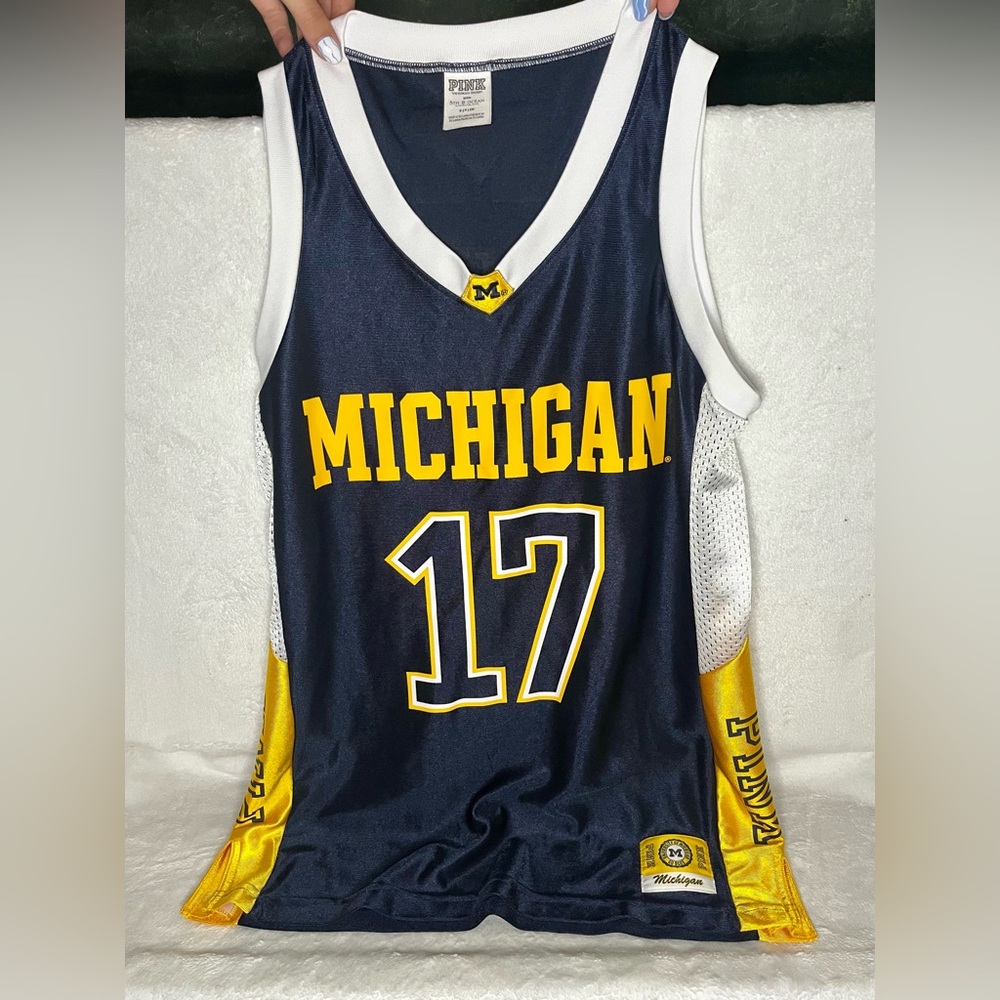 Michigan Basketball Jersey PINK Victoria’s Secret with 5th & Ocean